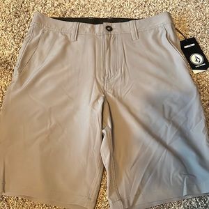 Volcom shorts
